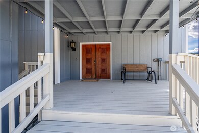 228 E Gibson Ave, Chelan, WA 98816 - photo 3