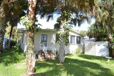 260 Plantation Dr, Titusville, FL 32780 - photo 5