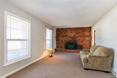 640 Old Sunset Hill Rd, Hendersonville, NC 28792 - photo 7