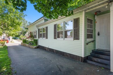 16 Downing St, Concord, NH 03301 - photo 2