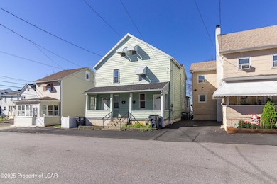 526 Garfield St, Hazleton, PA 18201 - photo 3