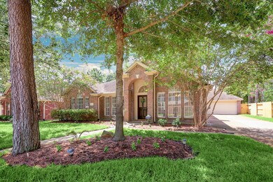 11859 Gatesden Dr, Tomball, TX 77377 - photo 2