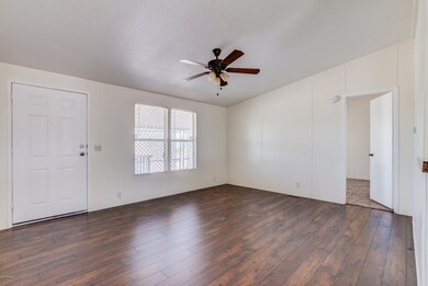274 W Shiprock St-30