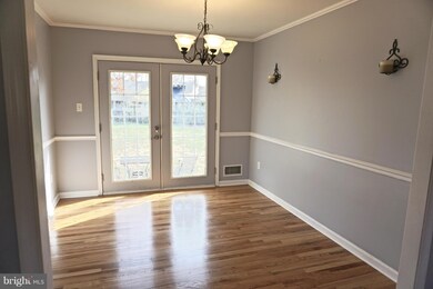 9521 Bonair Dr, Manassas, VA 20109 - photo 6