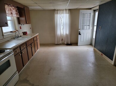 13 Whitney Ave, Binghamton, NY 13901 - photo 6