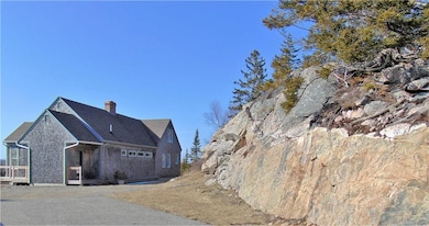 Coming up the driveway from Rays Pt...