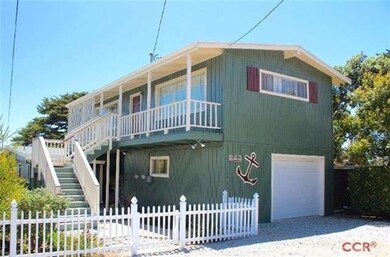 Lots of room in the front of the property for expa