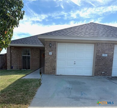 210 Janelle Dr unit B, Copperas Cove, TX 76522 - photo 2