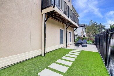 1981 Indiana St, Houston, TX 77019 - photo 4