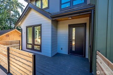 12033 40th Ave NE unit A, Seattle, WA 98125 - photo 2