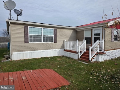 153 Sherwood Ave, Saint Thomas, PA 17252 - photo 3