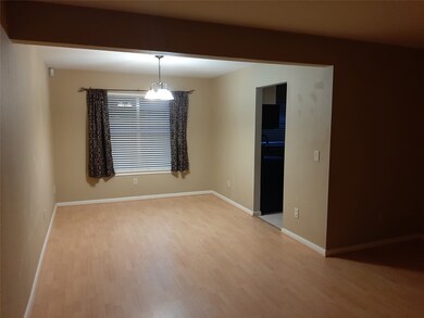 4004 Spring Branch Dr E, Pearland, TX 77584 - photo 3