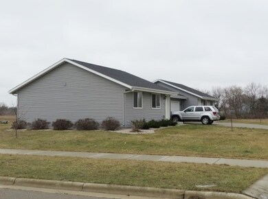 1231 Fir St, Janesville, WI 53546 - photo 2