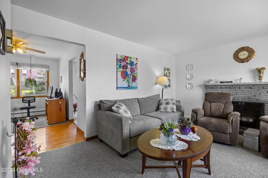 10 Hadden Ln, Troy, NY 12180 - photo 3