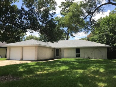 14319 Hollypark Dr, Houston, TX 77015 - photo 4