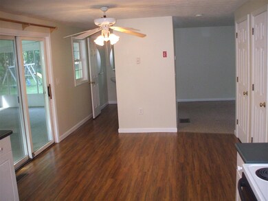 6 Quigg Ct, Litchfield, NH 03052 - photo 2