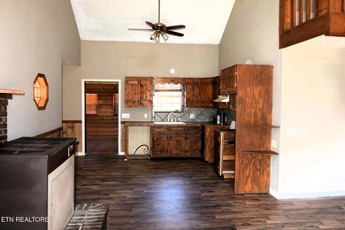 1934 Ball St, Tazewell, TN 37879 - photo 5