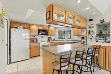 Kitchen (1)