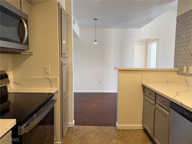 6650 W Warm Springs Rd unit 2154, Las Vegas, NV 89118 - photo 5