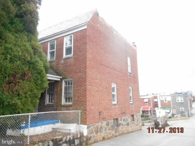 3939 Flowerton Rd, Baltimore, MD 21229 - photo 2