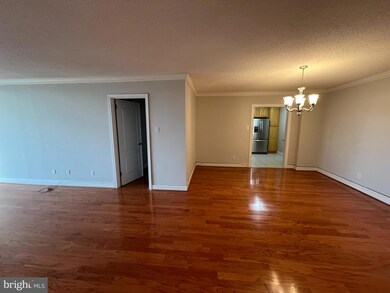 Kenwood Condominium, Bethesda, MD 20816 - photo 5