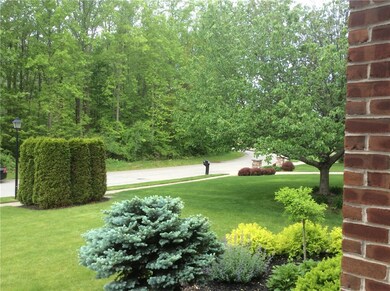 4116 Commodore Dr, Erie, PA 16505 - photo 3