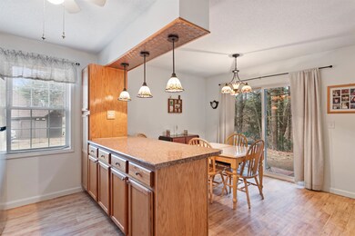 73 Twin Oaks Terrace, South Burlington, VT 05403 - photo 3