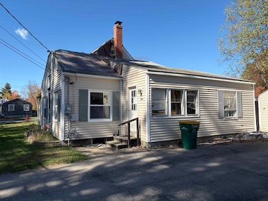 96 Salmon Falls Rd, Rochester, NH 03868 - photo 4