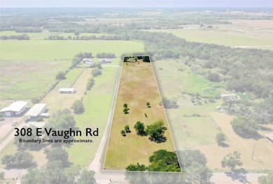 308 E Vaughn Rd, Cleburne, TX 76031 - photo 5
