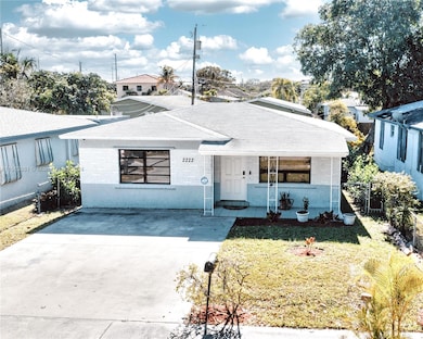 2222 Douglas St, Hollywood, FL 33020 - photo 2