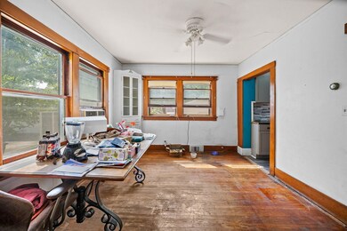 7-web-or-mls-914 40th Place -10
