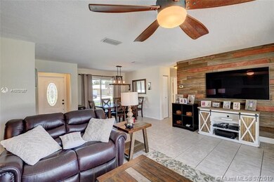 9705 Richmond Cir, Boca Raton, FL 33434 - photo 7