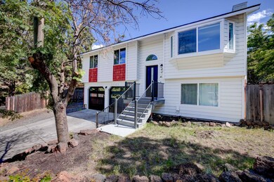 1721 NE Cackler Ln-4