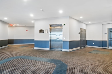 Spicket Commons unit 412, Methuen, MA 01844 - photo 5