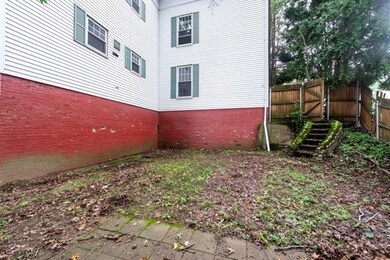 37 Summer St, Woonsocket, RI 02895 - photo 2