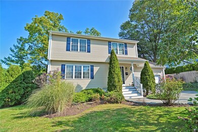 17 Walker St, Cranston, RI 02920 - photo 2