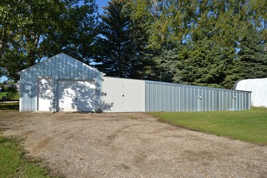 2614 4th St NE, Jamestown, ND 58401 - photo 4