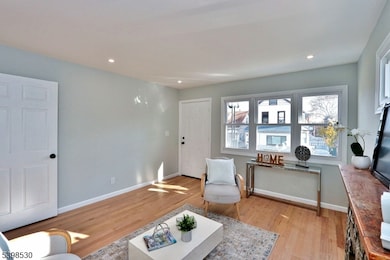 39 Grant Place, Irvington, NJ 07111 - photo 5