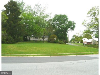 502 Windsor Dr, Newark, DE 19711 - photo 2