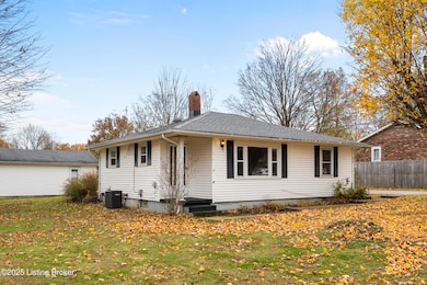 219 Mcfarland Ave, Mount Washington, KY 40047 - photo 2