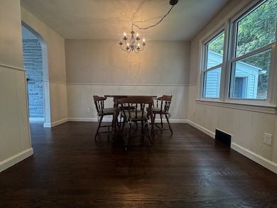 258 Poplar Ave, West Springfield, MA 01089 - photo 5