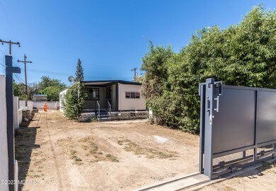 1555 W Wabash St, Tucson, AZ 85705 - photo 3