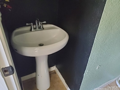 7307 Copper Meadow, Converse, TX 78109 - photo 6