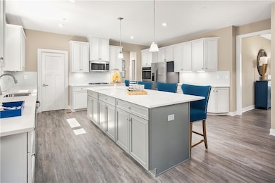 403 Haymaker Ct, Peters Township, PA 15317 - photo 2