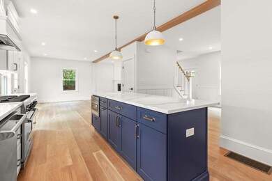 7 Hancock St, Arlington, MA 02474 - photo 5