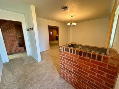 1224 S Ralls Hwy, Floydada, TX 79235 - photo 4