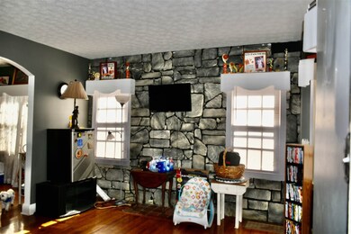 212 E 4th St, Augusta, KY 41002 - photo 7