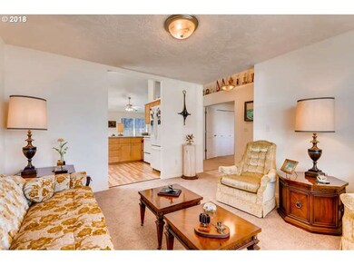 1230 Mt View Ln, Molalla, OR 97038 - photo 5