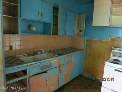 958 Mikael Ave, Jacksonville, FL 32205 - photo 2