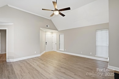 2500 Cranbrook Ln unit 11, Charlotte, NC 28207 - photo 4